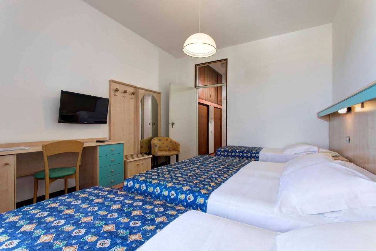 Hotel Las Vegas Lido di Jesolo Bagian luar foto